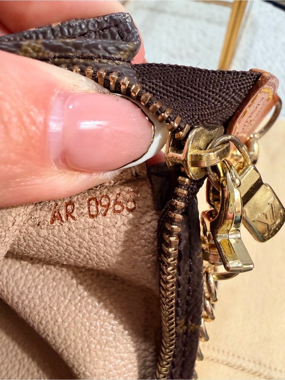 Louis Vuitton Monogram Toiletry Bag with chain , LV dust bag & LV Box & Orage - Picture 12 of 16